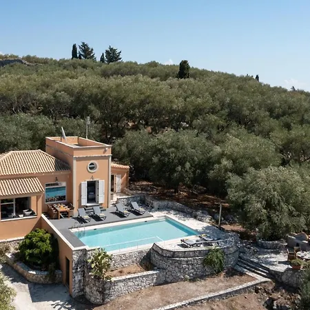 Villa Apanemia By
